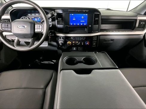 Used 2023 Ford F250 XL w/ FX4 Off-Road Package image 15
