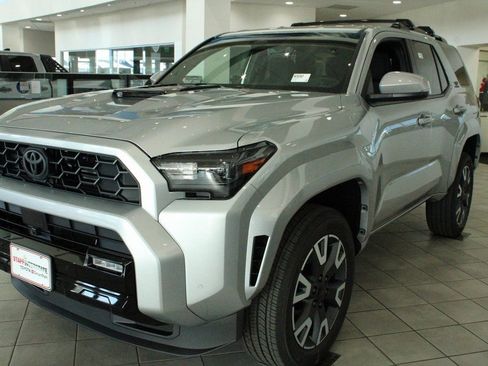 New 2026 Toyota 4Runner TRD Sport image 7