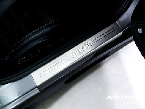 Used 2016 Ferrari F12 Berlinetta image 23