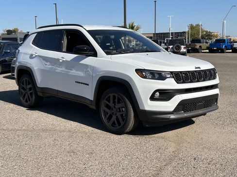 New 2026 Jeep Compass Latitude image 5