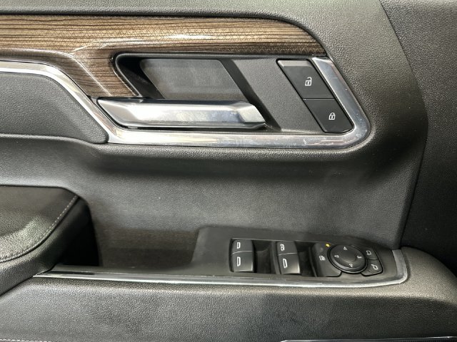 Used 2023 Chevrolet Silverado 1500 LT AWD/4WD image 19