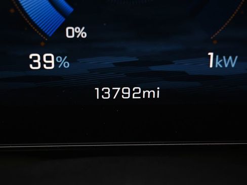 Used 2025 Chevrolet Equinox EV LT w/ Convenience Package image 26