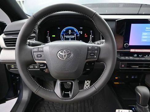 New 2026 Toyota Camry SE image 6