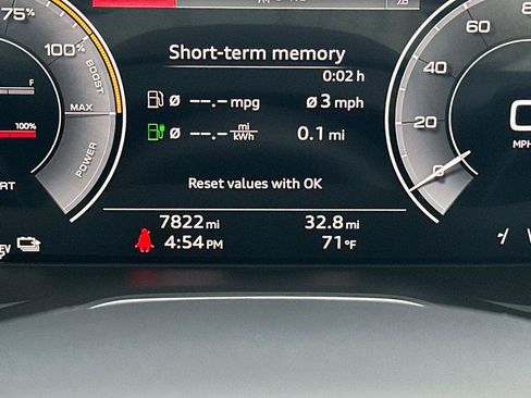 Used 2024 Audi Q5 e Premium image 27