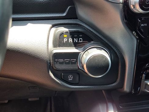 Certified 2024 RAM 1500 Big Horn RWD image 28
