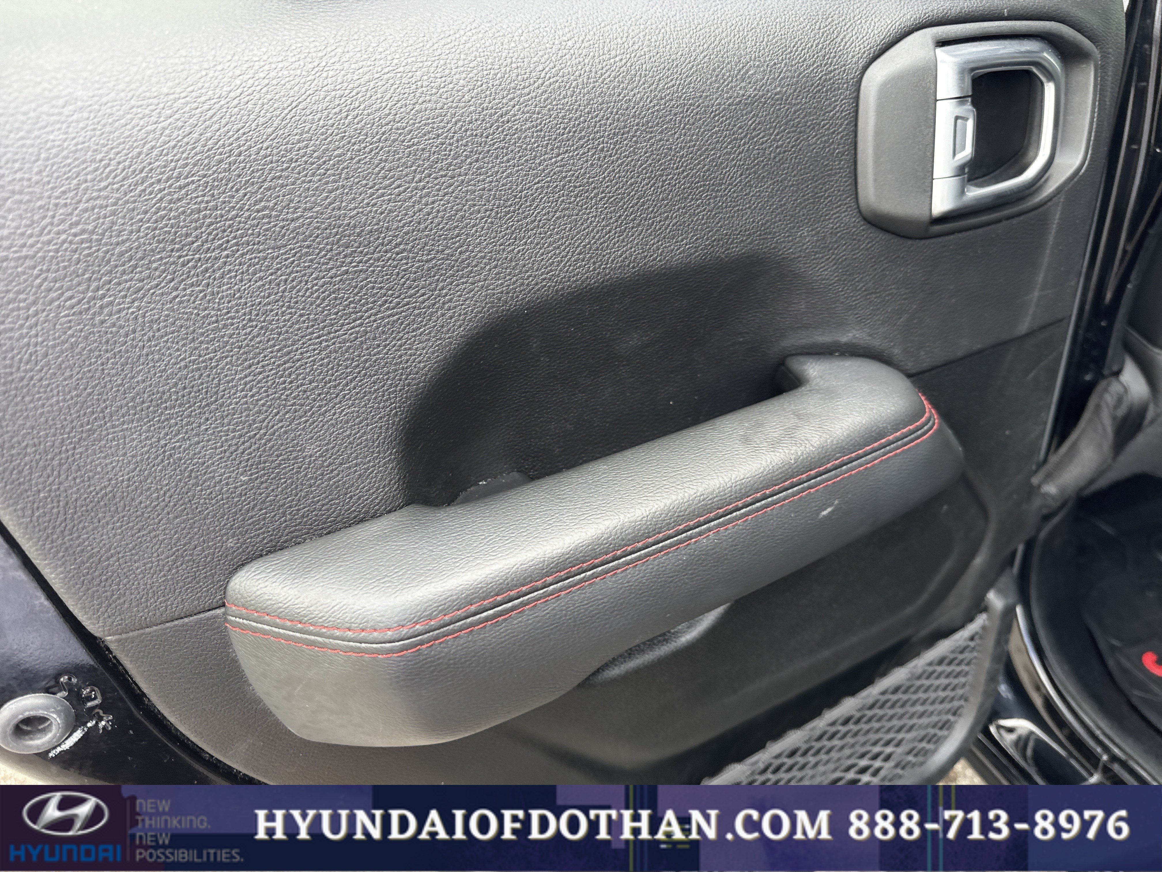 Used 2020 Jeep Wrangler Unlimited Rubicon AWD/4WD image 11