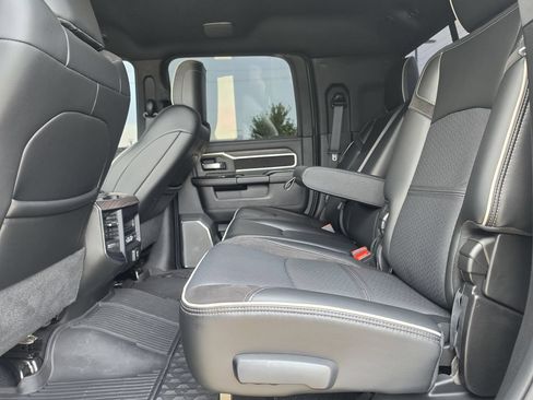 Used 2026 RAM 2500 Laramie AWD/4WD image 16