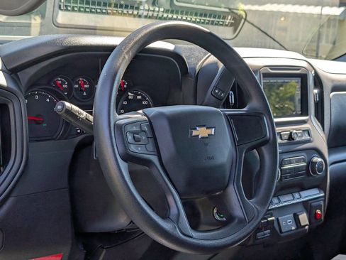Used 2025 Chevrolet Silverado 3500 W/T w/ Snow Plow Prep/Camper Package AWD/4WD image 32
