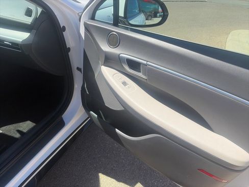 Used 2024 Hyundai Sonata SEL FWD image 13