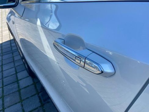Certified 2025 Cadillac XT4 Premium Luxury FWD image 10