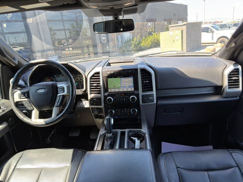 Used 2018 Ford F150 Lariat w/ Equipment Group 502A Luxury AWD/4WD image 10