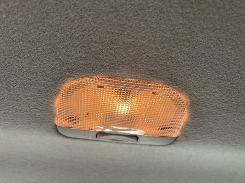 Used 2015 Subaru Crosstrek 2.0i Premium image 31