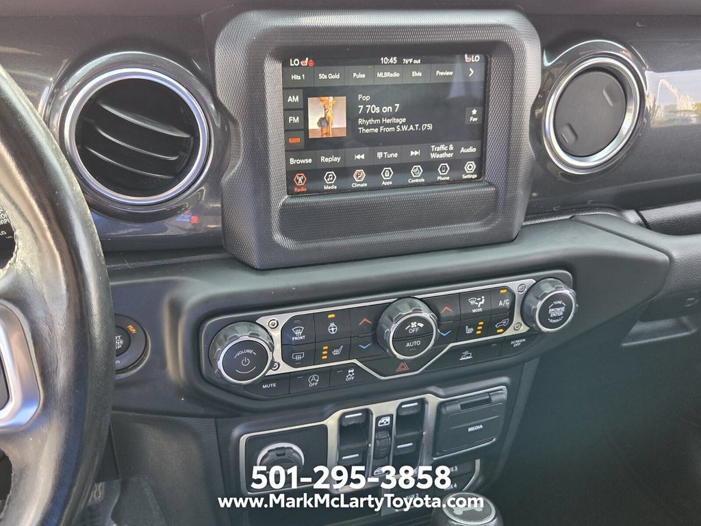 Used 2021 Jeep Wrangler Unlimited Sahara AWD/4WD image 17