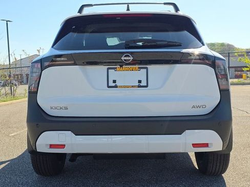 New 2026 Nissan Kicks SV w/ Cold Weather Package AWD/4WD image 14