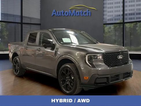 Used 2025 Ford Maverick Lariat w/ Black Appearance Package image 1