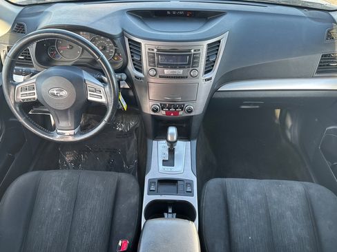 Used 2013 Subaru Outback 2.5i Premium w/ All-Weather Pkg image 10