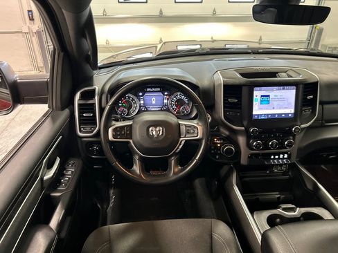 Used 2022 RAM 1500 Big Horn AWD/4WD image 29