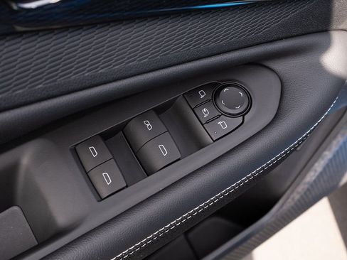 New 2025 Chevrolet Blazer EV LT w/ Super Cruise Package image 16