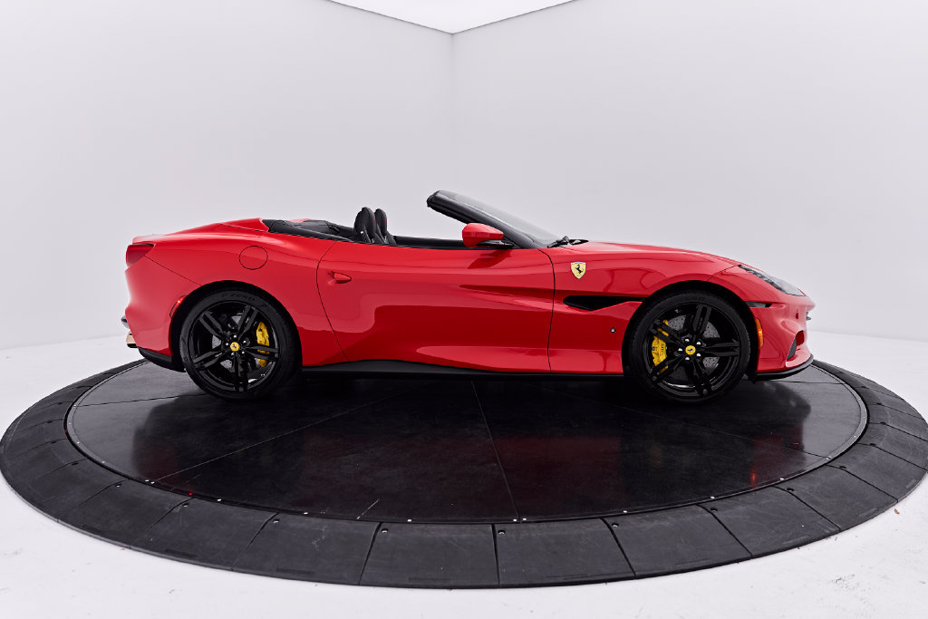 Used 2022 Ferrari Portofino M RWD image 18