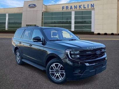 Used 2025 Ford Expedition Active