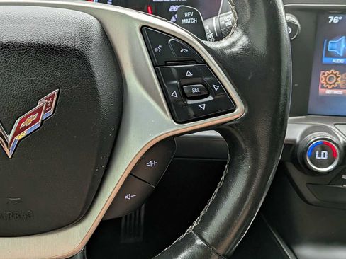 Used 2017 Chevrolet Corvette Stingray Coupe w/ 1LT RWD image 23