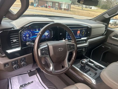 Used 2023 Chevrolet Silverado 1500 RST image 14