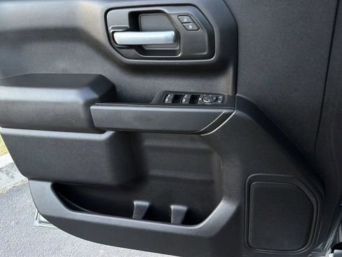 Used 2021 Chevrolet Silverado 1500 Custom RWD image 13