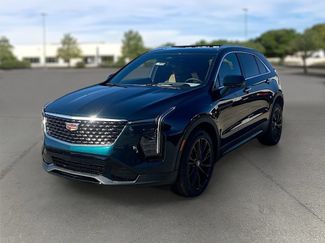 Used 2025 Cadillac XT4 Premium Luxury w/ LPO, ONYX Package AWD/4WD video 3