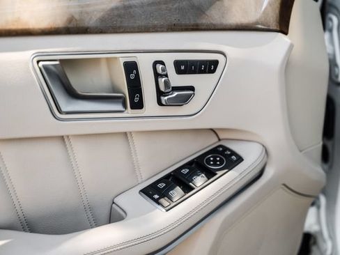 Used 2015 Mercedes-Benz E 350 4MATIC Wagon image 64