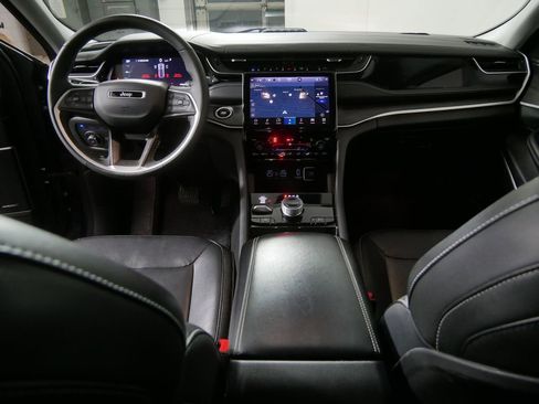 Used 2022 Jeep Grand Cherokee Limited 4xe image 21