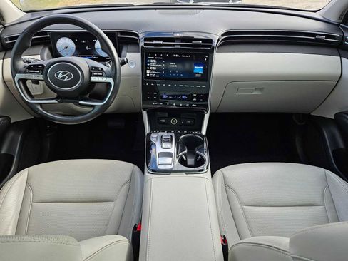 Used 2022 Hyundai Tucson Limited image 12