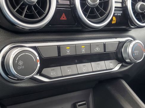 Used 2024 Nissan Sentra S image 22