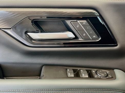 New 2026 GMC Yukon AT4 w/ AT4 Premium Package AWD/4WD image 13