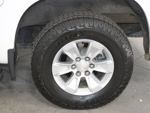Used 2019 Chevrolet Silverado 1500 LT w/ All-Star Edition AWD/4WD image 56