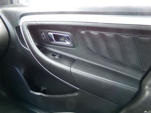 Used 2017 Ford Taurus SEL AWD/4WD image 24