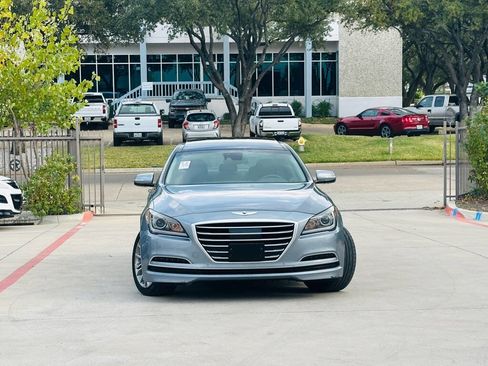 Used 2015 Hyundai Genesis 3.8 w/ Option Group 03 RWD image 2
