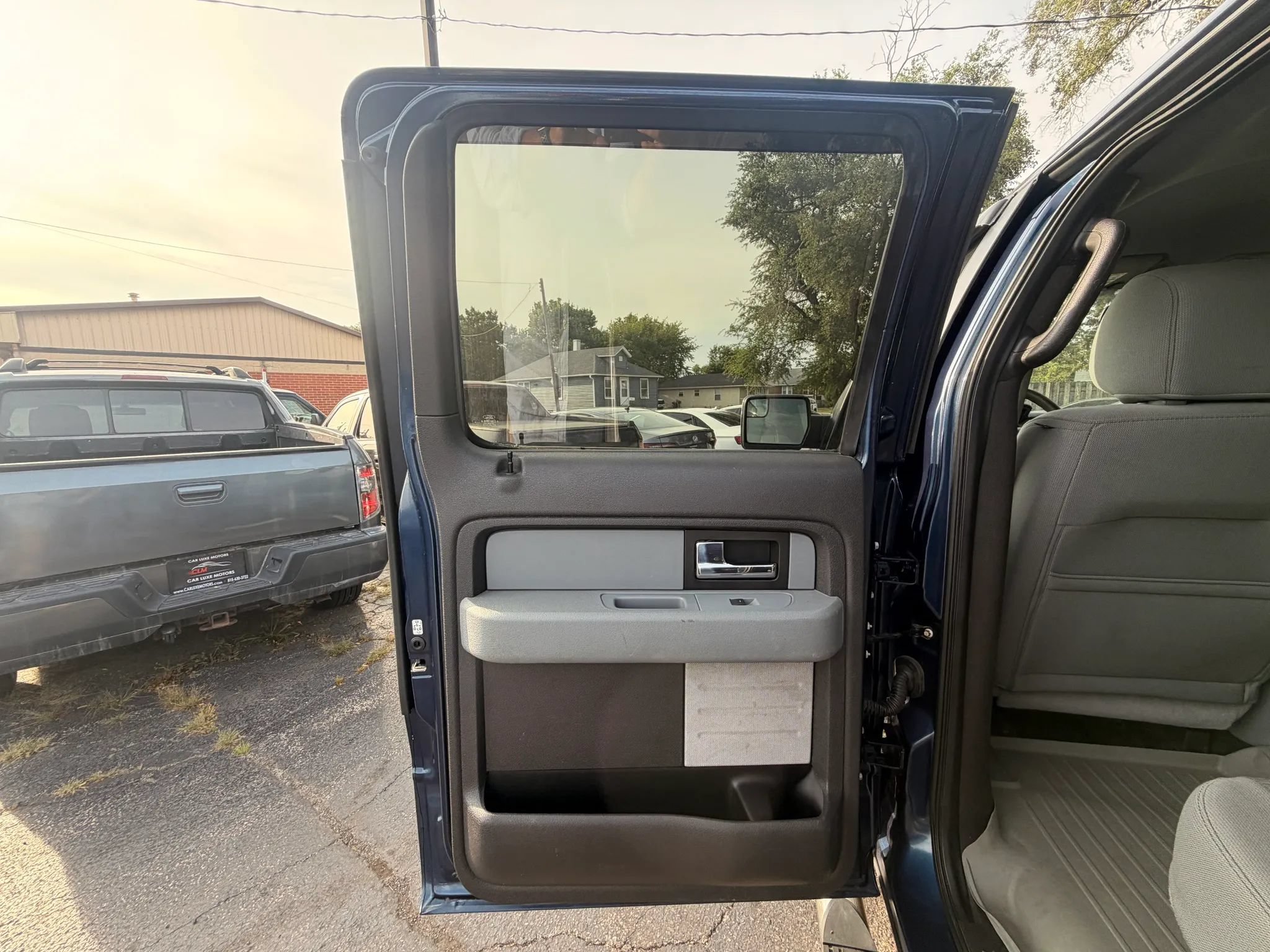 Used 2013 Ford F150 XLT AWD/4WD image 15