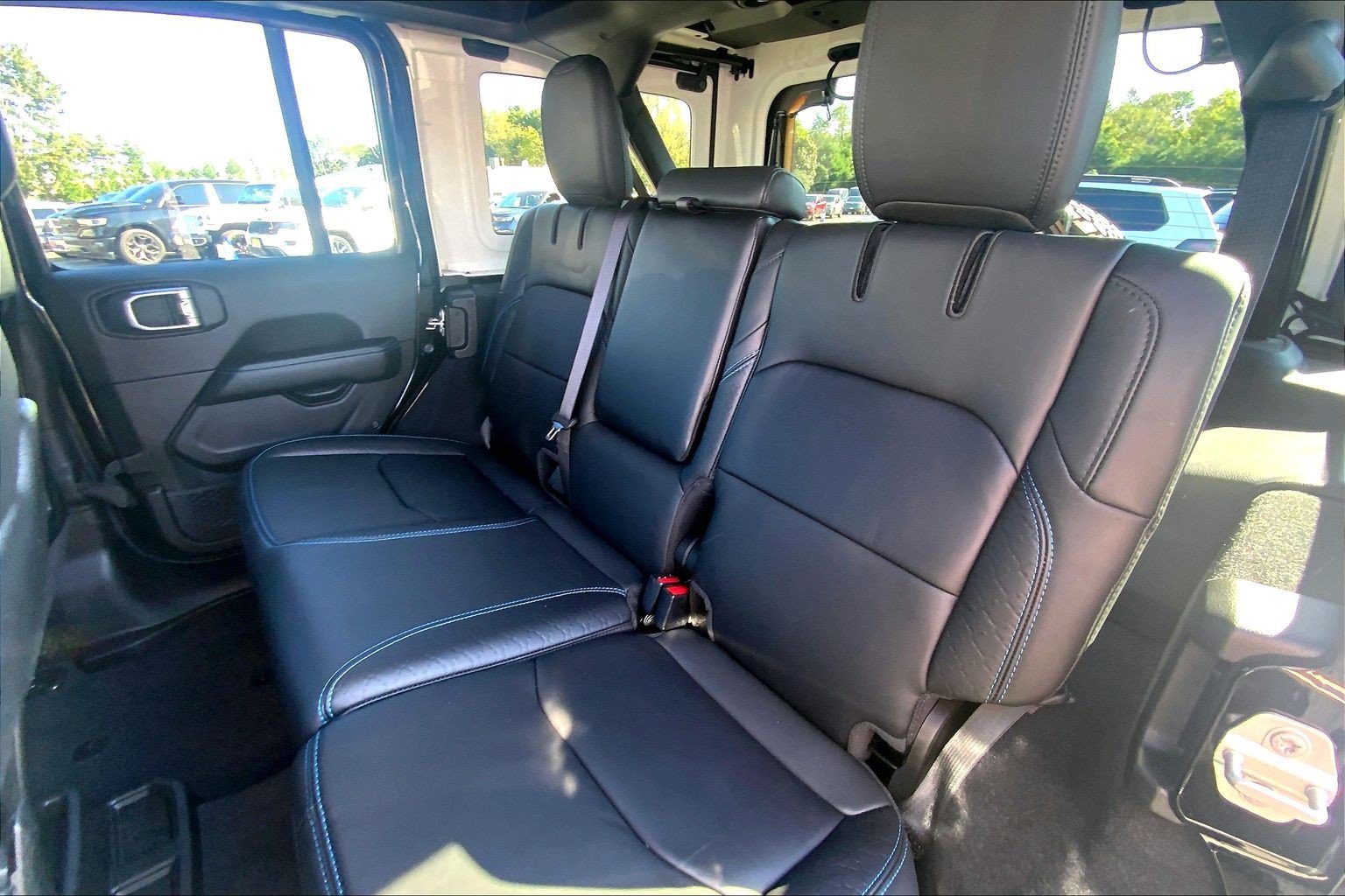 Certified 2024 Jeep Wrangler High Altitude AWD/4WD image 20
