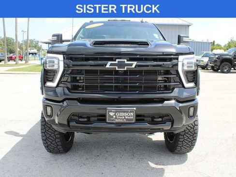 Used 2023 Chevrolet Silverado 2500 LT w/ True North Edition AWD/4WD image 2