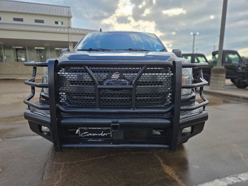 Used 2018 Ford F150 XLT w/ Equipment Group 302A Luxury AWD/4WD image 2