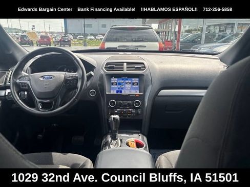 Used 2019 Ford Explorer XLT w/ Equipment Group 201A AWD/4WD image 12