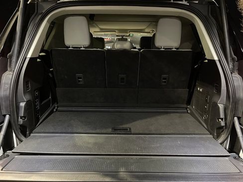 Used 2025 Ford Expedition Active image 11