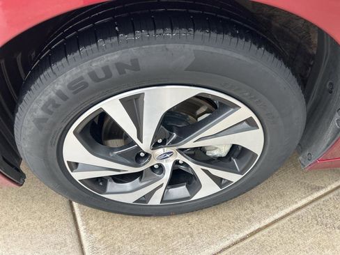 Used 2023 Subaru Legacy Premium image 5