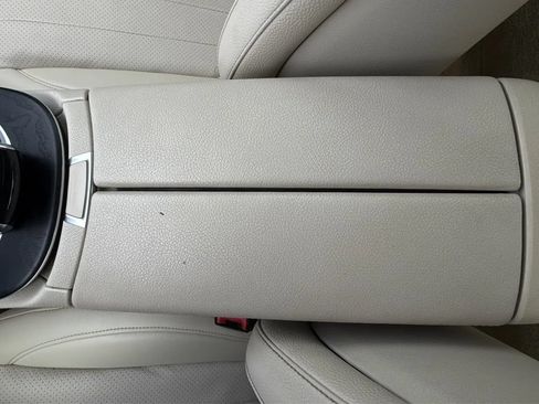 Used 2018 Mercedes-Benz E 300 image 35