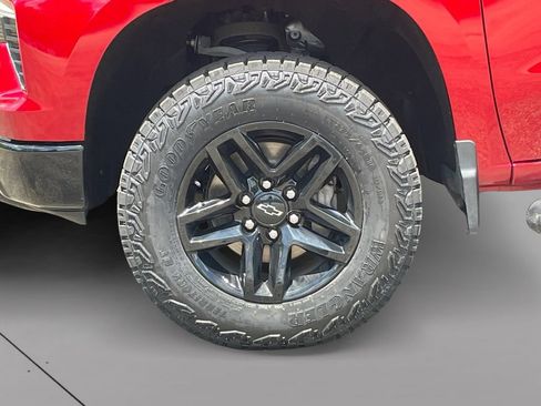 Used 2023 Chevrolet Silverado 1500 LT Trail Boss w/ Convenience Package II AWD/4WD image 28