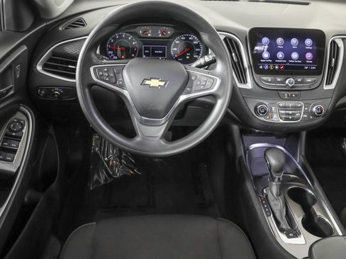 Used 2023 Chevrolet Malibu LT FWD image 37