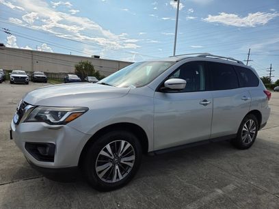 Used 2018 Nissan Pathfinder SL w/ Cargo Package