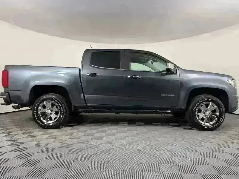 Used 2015 Chevrolet Colorado LT w/ Luxury Package RWD image 34