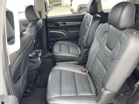 Used 2022 Kia Telluride SX w/ SX Prestige Package AWD/4WD image 23