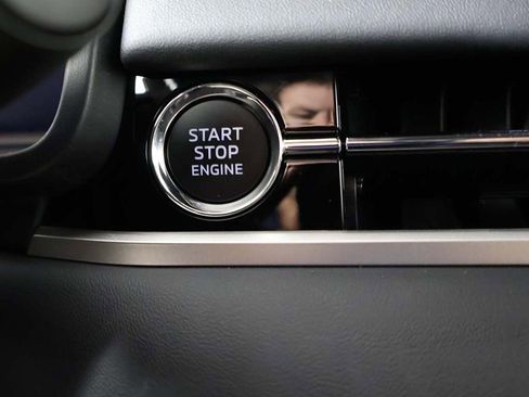 New 2025 Mitsubishi Outlander SE FWD image 43